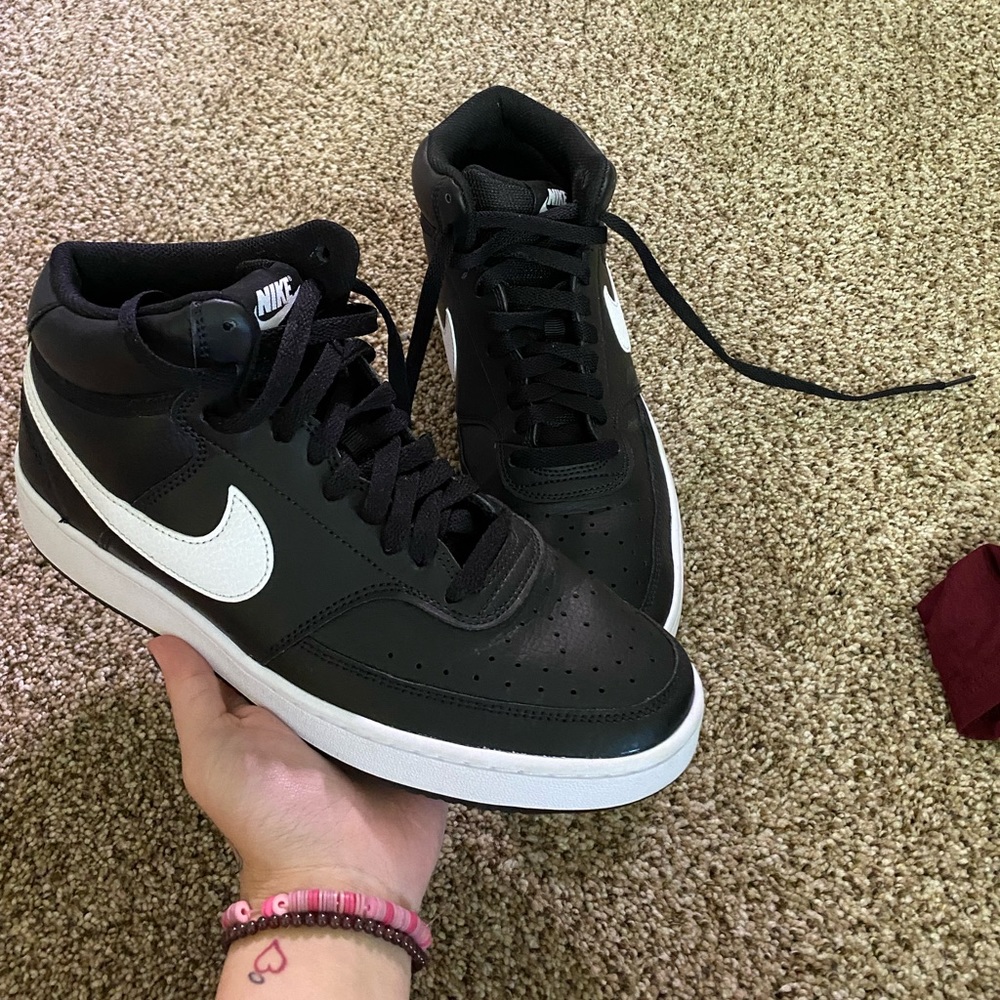 Nike shoes, men’s size 9.5